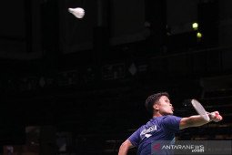 Piala Sudirman: Kegagalan Ginting buat Indonesia tertinggal sementara 1-2 dari Denmark