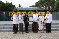 Rektor UIN KHAS Jember terima penghargaan MURI saat Hari Santri Nasional