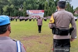 Polres Madiun  cegah kerumunan saat malam pergantian Tahun Baru 2022