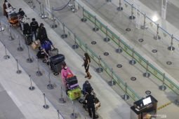 Indonesia records 518 COVID-19 cases in single day