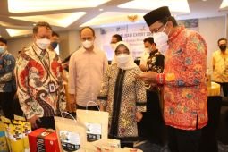 Bupati Muhdlor dorong pelaku UMKM berani ekspor