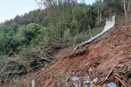 China akhiri 4.227 hari penerbangan aman, 132 penumpang diyakini tewas