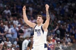 Semifinal Wilayah NBA: Doncic sanjung fans Mavericks seusai tumbangkan Suns