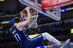 Semifinal Wilayah NBA: Mavericks paksa Suns mainkan gim ketujuh usai menang 113-86