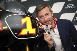 Max Biaggi resmi sandang gelar Legenda MotoGP