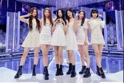 Le Sserafim cetak rekor penjualan album debut pada pekan pertama