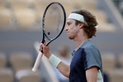 French Open 2022: Tak bisa kendalikan emosi membuat Rublev ditaklukkan Cilic