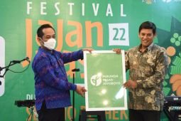 Wali Kota Kediri resmikan logo baru PD Pasar Joyoboyo