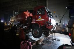 RS Polri identifikasi empat korban kecelakaan maut truk tangki