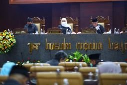 Pemprov Jatim ajukan revisi Perda Penanaman Modal untuk permudah izin usaha