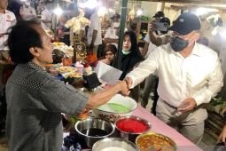 BHS: Ayo "emak-emak" gemar belanja di pasar tradisional