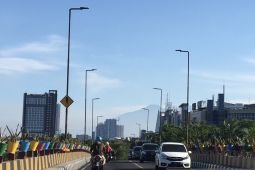 Jumat, Surabaya diprakirakan cerah dan sebagian kota besar lainnya berawan