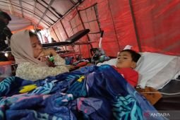Azka, bocah 4 tahun, selamat usai tertimbun 3 hari