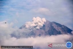 PVMBG imbau warga jauhi Besuk Kobokan di Semeru