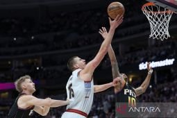 NBA: Jago kandang Nuggets menang lagi seusai bekuk Suns 126-97