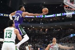 NBA: Usai bekuk Bulls 105-92, Bucks di posisi teratas