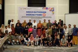 Tanoker ajak media mecerahkan masyarakat dan mendobrak budaya tabu