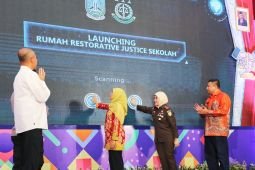 Gubernur Khofifah dukung penyelesaian hukum keadilan restoratif