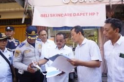 Cak Ji inspeksi pengaduan warga terkait parkir tepi jalan