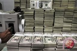 Dolar hari ini naik setelah Moody's pangkas peringkat beberapa bank AS