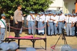 Kapolres Sumenep "masuk" sekolah kampanye disiplin lalu lintas