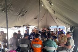 Pemkot Mojokerto siagakan petugas pasca-kebakaran TPA Randegan