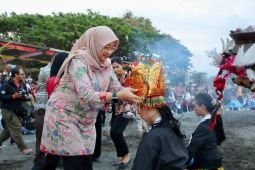 Tradisi ritual "Meras Gandrung" awali Gandrung Sewu Banyuwangi