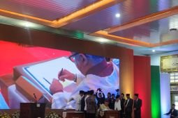 Ribuan santri sujud syukur peringati 100 tahun Pondok Gontor