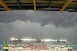 Piala Dunia U-17: Laga Senegal lawan Polandia dihentikan sementara karena alasan cuaca