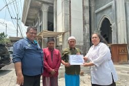 TJSL PT Perkebunan Nusantara XI beri bantuan Rp50 juta.