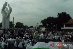 Ribuan warga Pamekasan aksi serukan perdamaian di Palestina