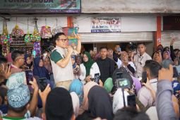 Muhaimin dapat curhatan dari pedagang Pasar Menganti Gresik