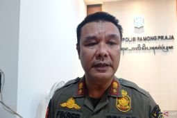 Pemkot Surabaya tindak 10 jukir liar di kawasan KBS di masa libur Natal