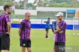 Liga 1: Valente ingin penyegaran skuad jaga asa hindari degradasi
