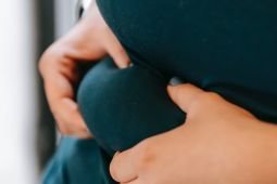 Obesitas bisa dicegah dengan mulai dari mengurangi kebiasaan "ngemil"