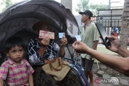 Dinsos Surabaya data KPM penerima BLT pengganti permakanan