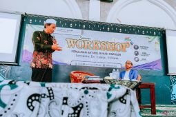Perjumpaan hati di Al Fithrah Surabaya