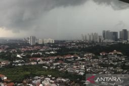 Kamis ini Surabaya berpotensi hujan dengan disertai petir