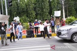 PWI Situbondo aksi damai peringati HPN 2024