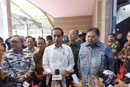 Jokowi mengajak masyarakat tunggu hasil resmi Pilpres dari KPU