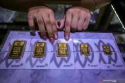 Nilai Antam Kamis menguat Rp1.000 jadi Rp1,115 juta per gram