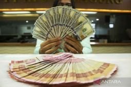 Rupiah hari ini melemah tertekan kekhawatiran harga beras yang tinggi