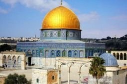Sekitar 35.000 jamaah Palestina tarawih di Masjid Al-Aqsa