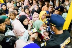 Kapal mudik gratis Situbondo-Madura angkut 350 orang lebihi kapasitas