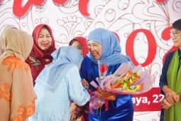 Raih penghargaan dari KemenPPPA, Khofifah ajak perempuan jadi juru damai
