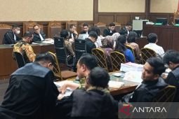 Terkait sidang SYL,  Ahmad Sahroni dan pedangdut Nayunda jadi saksi Rabu ini