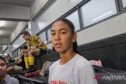 Cetak dua gol dan terharu dukungan suporter, Claudia Scheunemann menangis