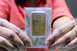 Nilai Antam menguat tipis jadi Rp1,329 juta per gram