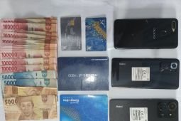 Polres Malang ungkap peredaran "chip" koin judi daring