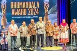 Pemkot Surabaya raih predikat Kanaka dari Badan Informasi Geospasial